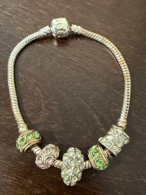 Charm bracelet w/five charms